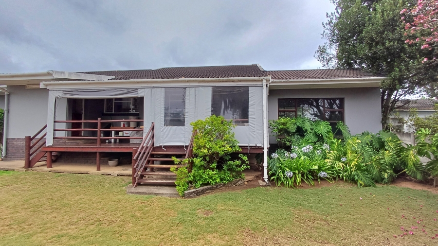 4 Bedroom Property for Sale in Vanes Estate Eastern Cape